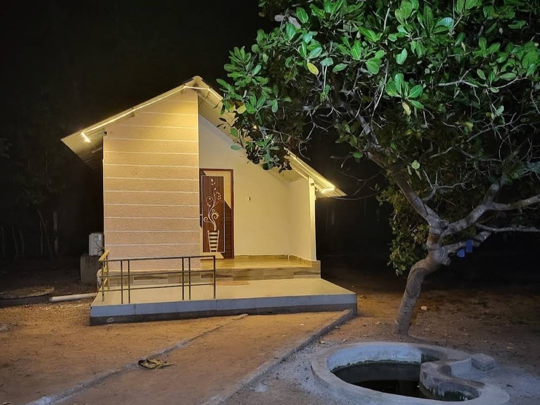 AC Cottage - Garden View