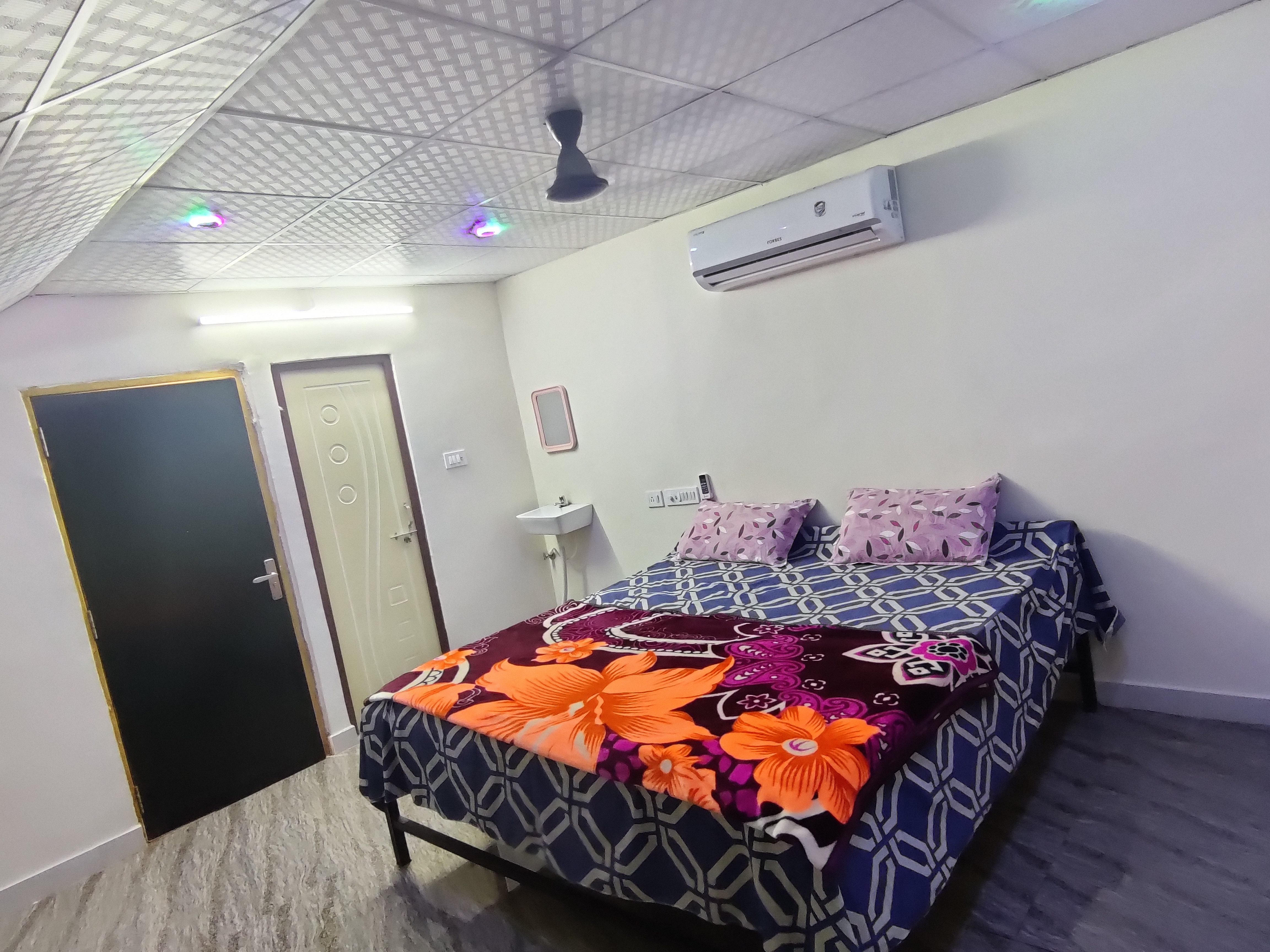 AC Cottage - Hill View